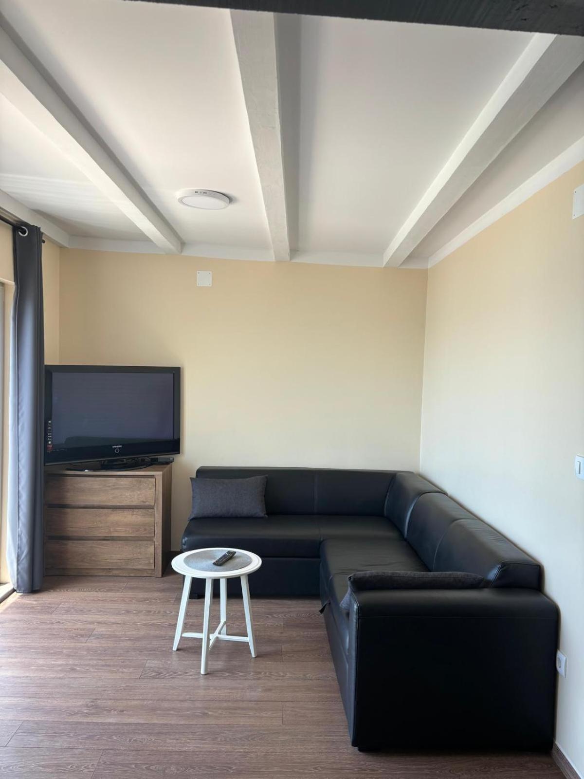 Apartmani Bosnjak ستاريغغاد باكلينتسا الغرفة الصورة