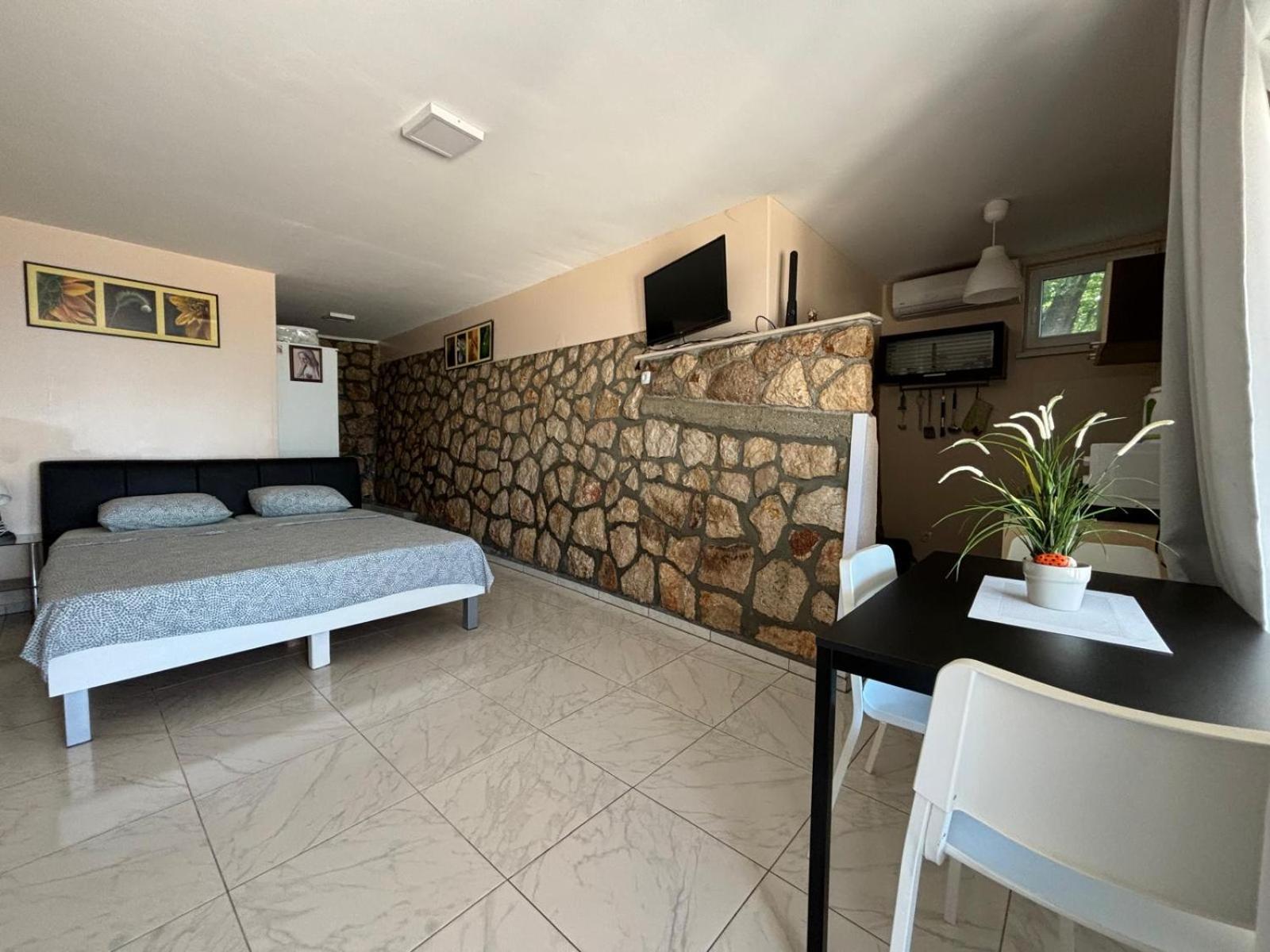 Apartmani Bosnjak ستاريغغاد باكلينتسا المظهر الخارجي الصورة