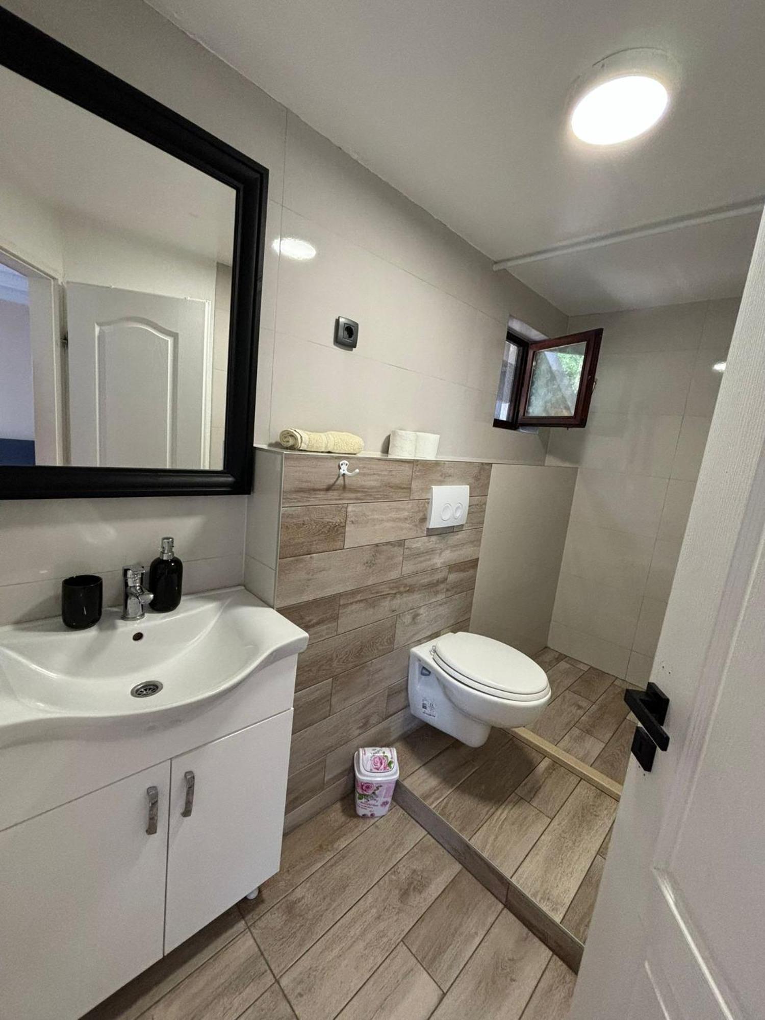 Apartmani Bosnjak ستاريغغاد باكلينتسا الغرفة الصورة