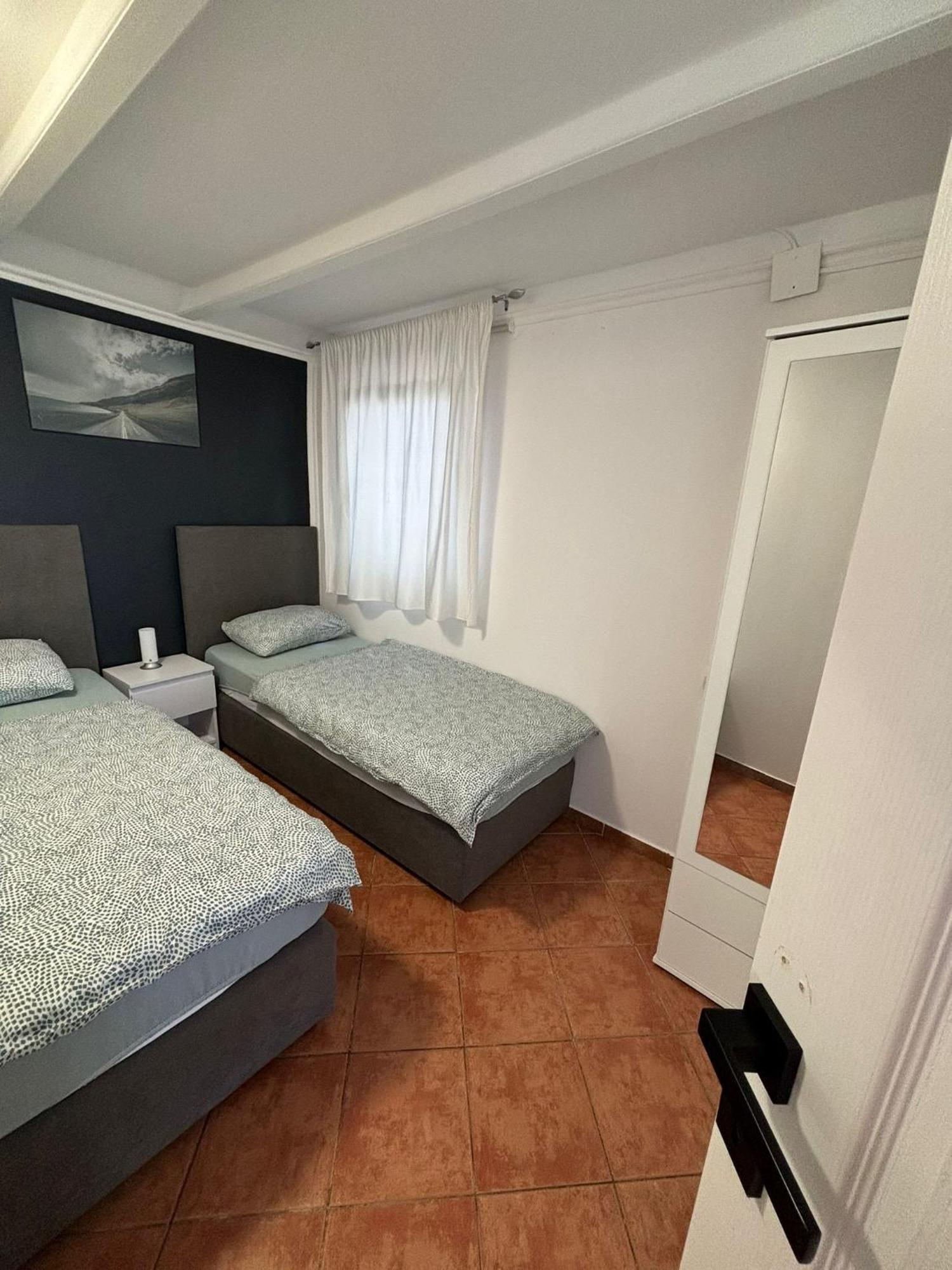 Apartmani Bosnjak ستاريغغاد باكلينتسا الغرفة الصورة