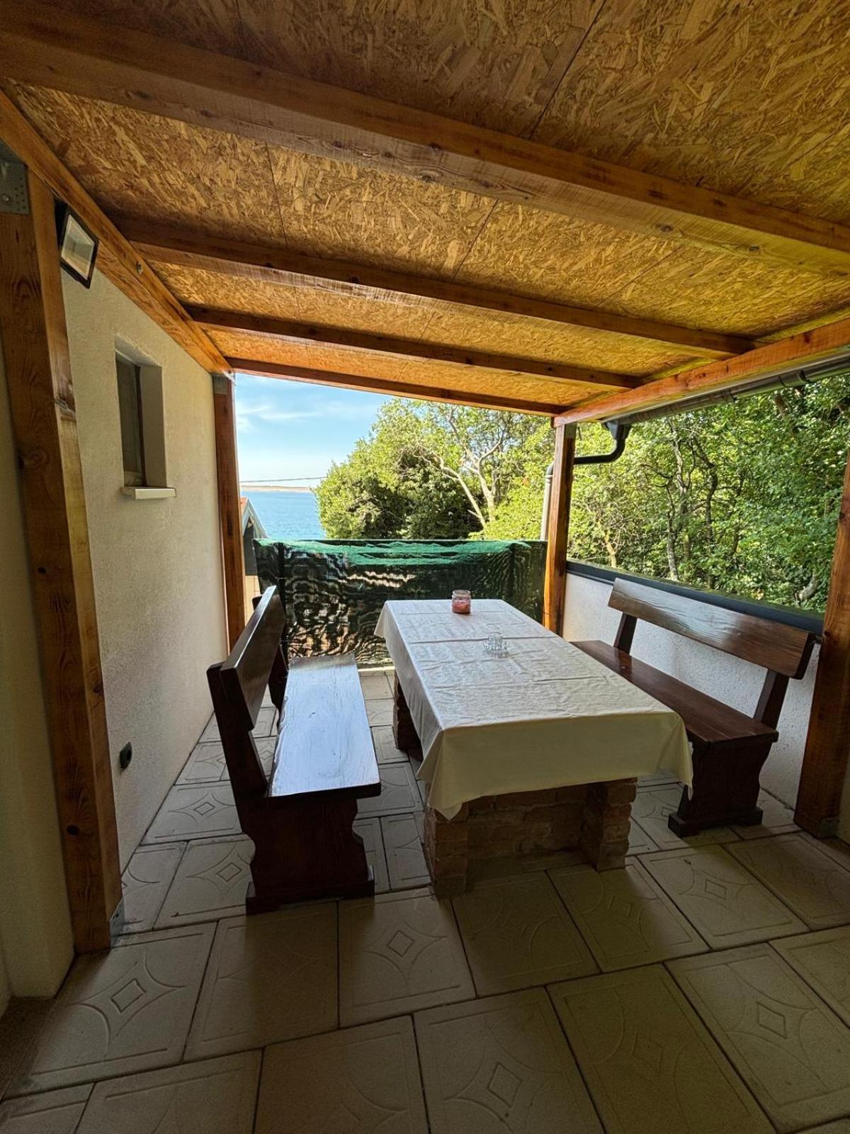 Apartmani Bosnjak ستاريغغاد باكلينتسا الغرفة الصورة